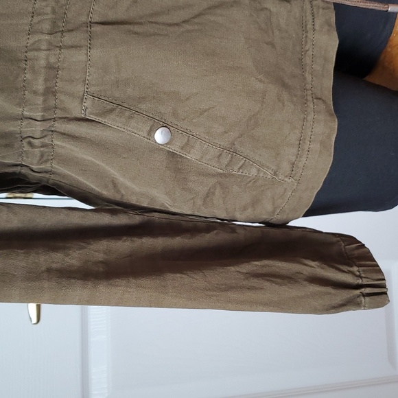 100% cotton utility jacket in olive - Size small tall from old navy - Picture 5 of 6
